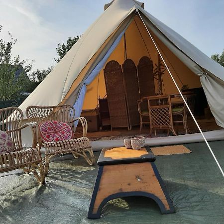 Glamping De Vrije Wind, Tentverhuur Houwerzijl Exterior photo
